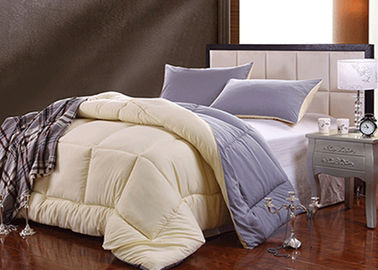 Zeitgenössische weiße Seidenbettwäsche stellt Steppdecken-Kissenbezug besonders angefertigt ein